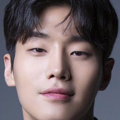 Ким Тхэк смотреть бесплатно в нашем онлайн-кинотеатре Tvigle.ru