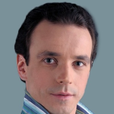 Денис Медведев смотреть бесплатно в нашем онлайн-кинотеатре Tvigle.ru