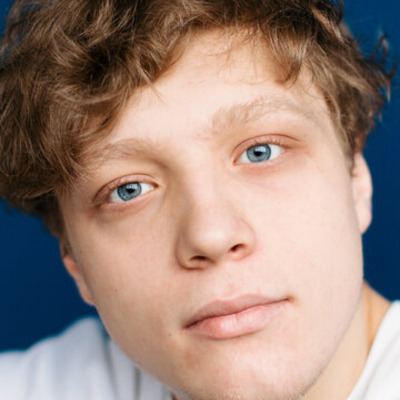 Валерий Степанов смотреть бесплатно в нашем онлайн-кинотеатре Tvigle.ru