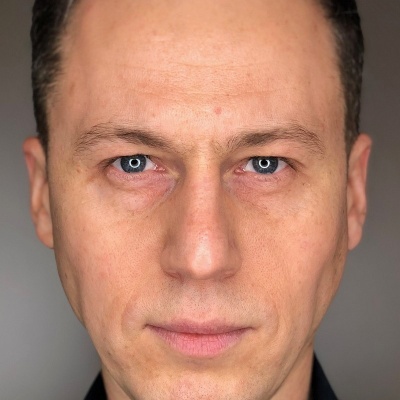 Дмитрий Смирнов смотреть бесплатно в нашем онлайн-кинотеатре Tvigle.ru