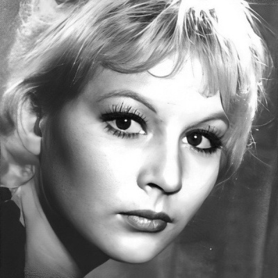 Татьяна Веденеева смотреть бесплатно в нашем онлайн-кинотеатре Tvigle.ru