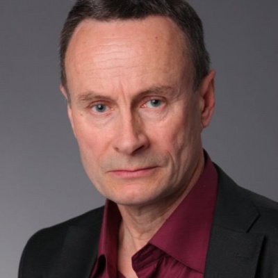 Сергей Холмогоров смотреть бесплатно в нашем онлайн-кинотеатре Tvigle.ru