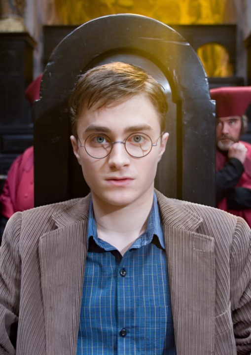 Фильмы о Гарри Поттере смотреть бесплатно в нашем онлайн-кинотеатре Tvigle.ru