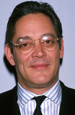 Рауль Хулиа смотреть бесплатно в нашем онлайн-кинотеатре Tvigle.ru