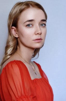 Алена Чехова смотреть бесплатно в нашем онлайн-кинотеатре Tvigle.ru