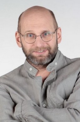 Роман Радов смотреть бесплатно в нашем онлайн-кинотеатре Tvigle.ru