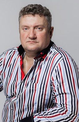Олег Комаров смотреть бесплатно в нашем онлайн-кинотеатре Tvigle.ru