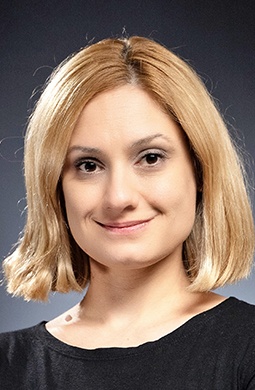 Карина Мишулина смотреть бесплатно в нашем онлайн-кинотеатре Tvigle.ru