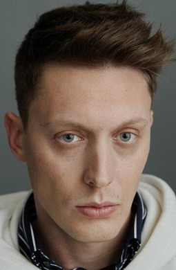 Павел Давыдов смотреть бесплатно в нашем онлайн-кинотеатре Tvigle.ru