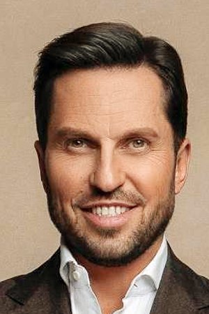 Александр Ревва смотреть бесплатно в нашем онлайн-кинотеатре Tvigle.ru