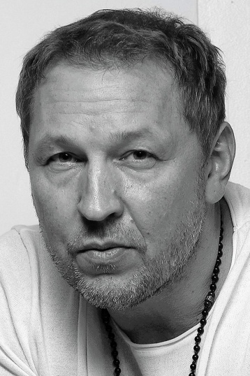 Константин Адаев смотреть бесплатно в нашем онлайн-кинотеатре Tvigle.ru