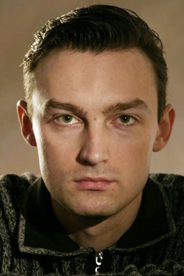 Александр Арсентьев смотреть бесплатно в нашем онлайн-кинотеатре Tvigle.ru