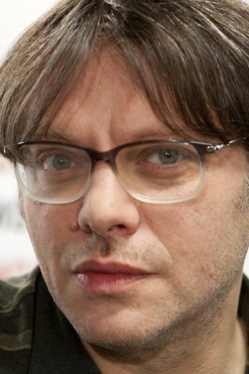 Валерий Тодоровский смотреть бесплатно в нашем онлайн-кинотеатре Tvigle.ru