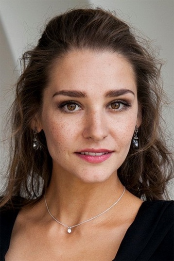 Глафира Тарханова смотреть бесплатно в нашем онлайн-кинотеатре Tvigle.ru