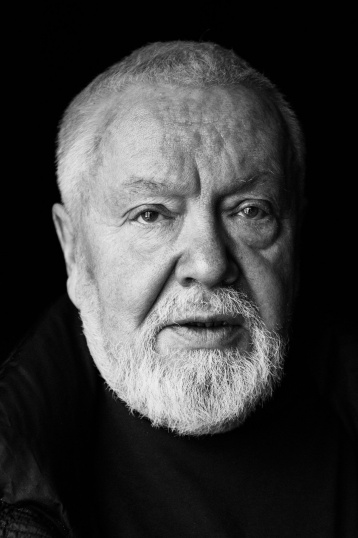 Сергей Соловьев смотреть бесплатно в нашем онлайн-кинотеатре Tvigle.ru