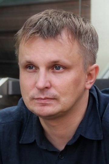 Сергей Уманов смотреть бесплатно в нашем онлайн-кинотеатре Tvigle.ru