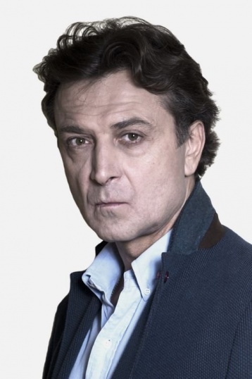 Александр Лазарев мл. смотреть бесплатно в нашем онлайн-кинотеатре Tvigle.ru