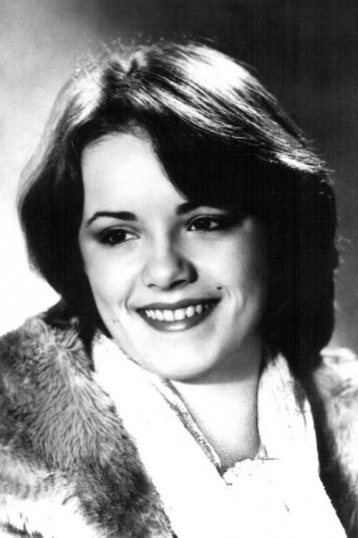 Елена Цыплакова смотреть бесплатно в нашем онлайн-кинотеатре Tvigle.ru