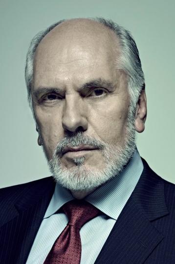 Майкл Кристофер смотреть бесплатно в нашем онлайн-кинотеатре Tvigle.ru