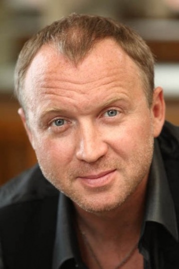 Олег Алмазов смотреть бесплатно в нашем онлайн-кинотеатре Tvigle.ru