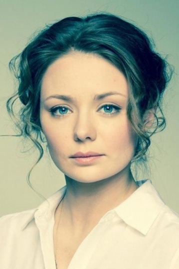 Карина Разумовская смотреть бесплатно в нашем онлайн-кинотеатре Tvigle.ru