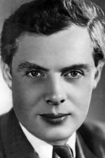 Павел Кадочников смотреть бесплатно в нашем онлайн-кинотеатре Tvigle.ru