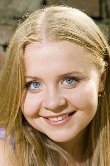 Елена Дубровская смотреть бесплатно в нашем онлайн-кинотеатре Tvigle.ru