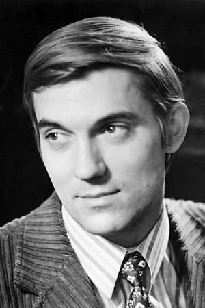 Евгений Киндинов смотреть бесплатно в нашем онлайн-кинотеатре Tvigle.ru