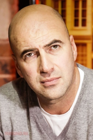 Ростислав Хаит смотреть бесплатно в нашем онлайн-кинотеатре Tvigle.ru