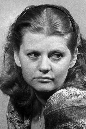 Ирина Муравьёва смотреть бесплатно в нашем онлайн-кинотеатре Tvigle.ru