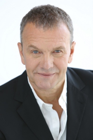 Александр Наумов смотреть бесплатно в нашем онлайн-кинотеатре Tvigle.ru