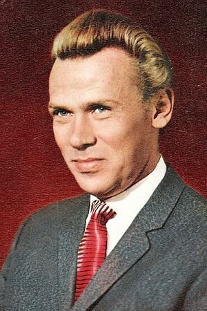 Станислав Хитров смотреть бесплатно в нашем онлайн-кинотеатре Tvigle.ru