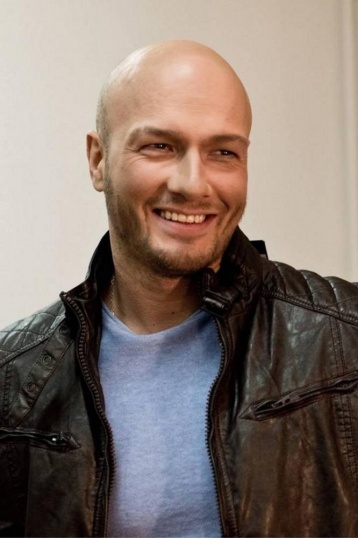 Никита Панфилов смотреть бесплатно в нашем онлайн-кинотеатре Tvigle.ru