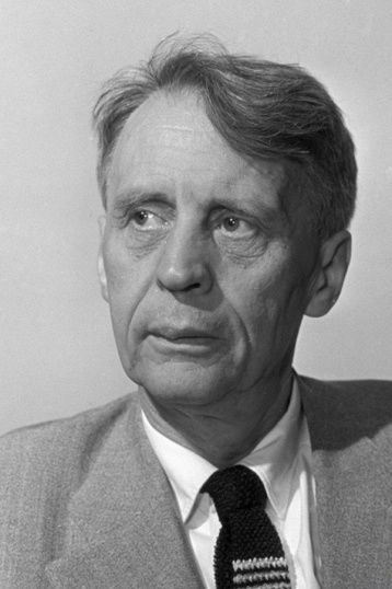 Иван Пырьев смотреть бесплатно в нашем онлайн-кинотеатре Tvigle.ru