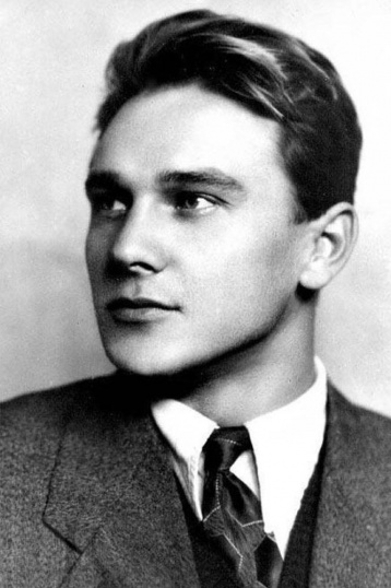 Георгий Юматов смотреть бесплатно в нашем онлайн-кинотеатре Tvigle.ru