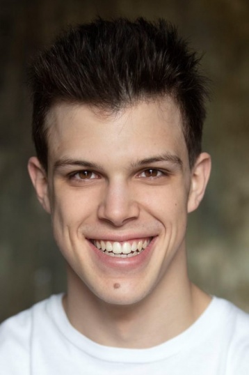 Григорий Верник смотреть бесплатно в нашем онлайн-кинотеатре Tvigle.ru