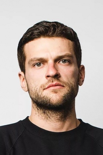 Кирилл Нагиев смотреть бесплатно в нашем онлайн-кинотеатре Tvigle.ru