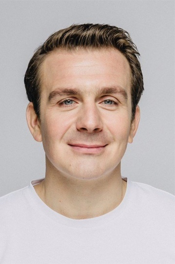 Антон Васильев смотреть бесплатно в нашем онлайн-кинотеатре Tvigle.ru