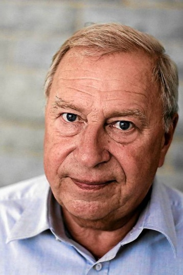 Ежи Штур смотреть бесплатно в нашем онлайн-кинотеатре Tvigle.ru