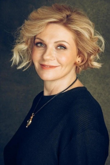 Анна Ардова смотреть бесплатно в нашем онлайн-кинотеатре Tvigle.ru