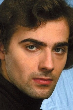 Максим Радугин смотреть бесплатно в нашем онлайн-кинотеатре Tvigle.ru