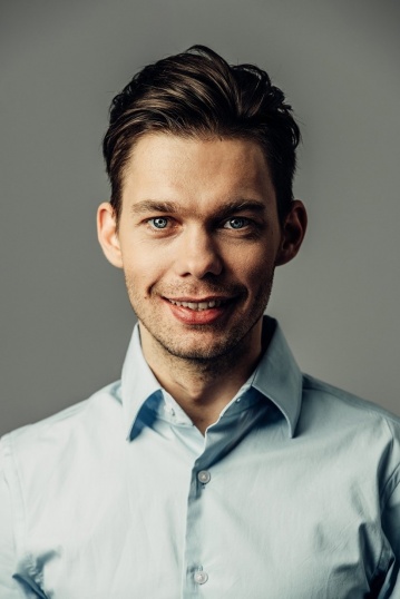 Аристарх Венес смотреть бесплатно в нашем онлайн-кинотеатре Tvigle.ru