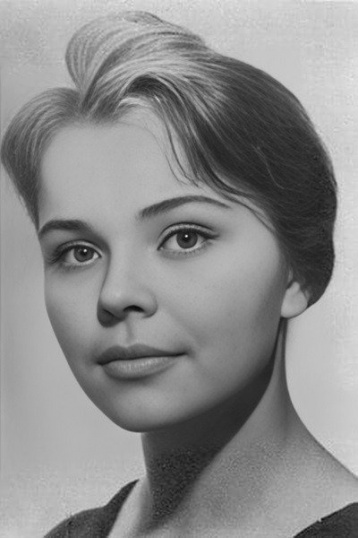 Тамара Сёмина смотреть бесплатно в нашем онлайн-кинотеатре Tvigle.ru