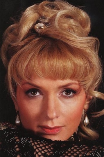 Мария Порошина смотреть бесплатно в нашем онлайн-кинотеатре Tvigle.ru