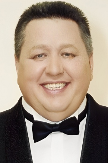 Александр Тютрюмов смотреть бесплатно в нашем онлайн-кинотеатре Tvigle.ru