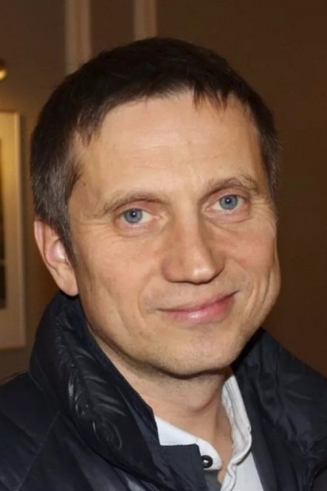 Александр Карпиловский смотреть бесплатно в нашем онлайн-кинотеатре Tvigle.ru