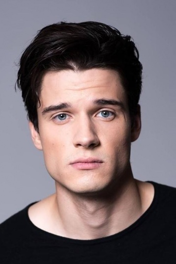 Иван Жвакин смотреть бесплатно в нашем онлайн-кинотеатре Tvigle.ru