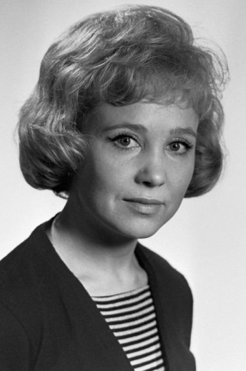 Надежда Румянцева смотреть бесплатно в нашем онлайн-кинотеатре Tvigle.ru