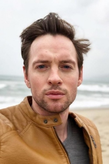 Александр Соколовский смотреть бесплатно в нашем онлайн-кинотеатре Tvigle.ru