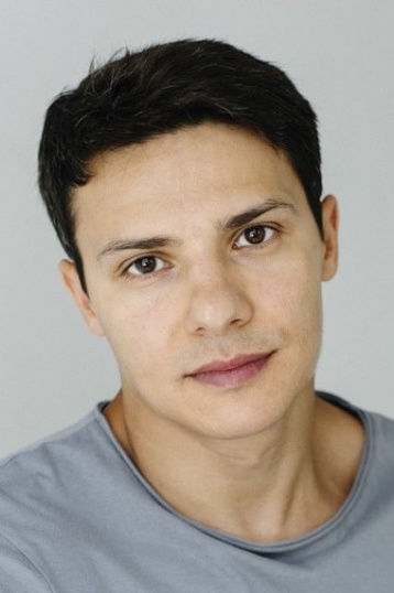 Александр Новин смотреть бесплатно в нашем онлайн-кинотеатре Tvigle.ru